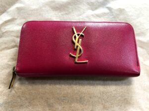 イヴサンローラン（Yves Saint Laurent）キャビアスキン  長財布のカラーチェンジ